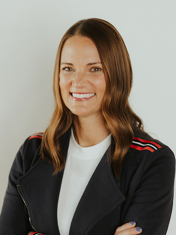 Natalie Rieger-headshot